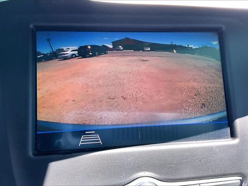 Used 2021 Chevrolet Equinox LS w/ LS Convenience Package FWD image 22