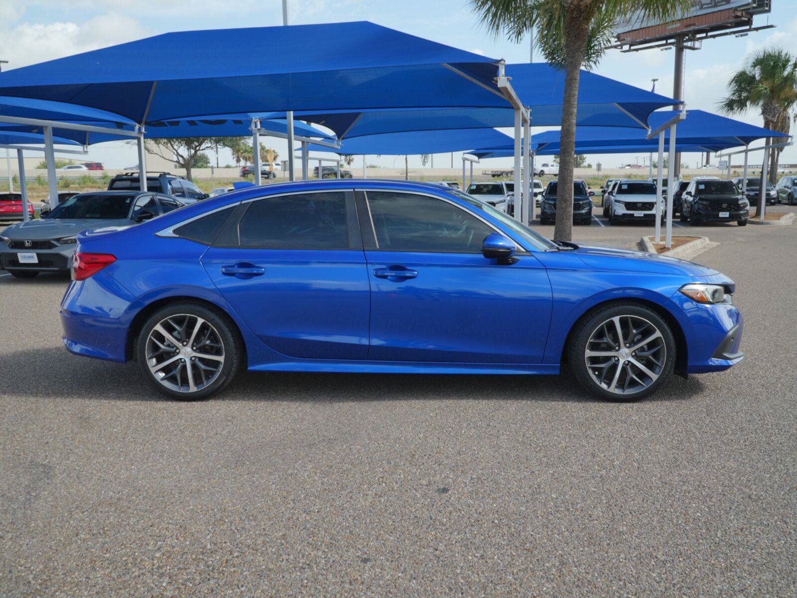 Used 2023 Honda Civic Touring image 9