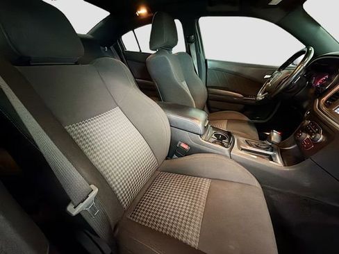 Used 2021 Dodge Charger GT w/ Blacktop Package image 27