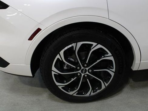 New 2026 Lincoln Nautilus Reserve AWD/4WD image 27