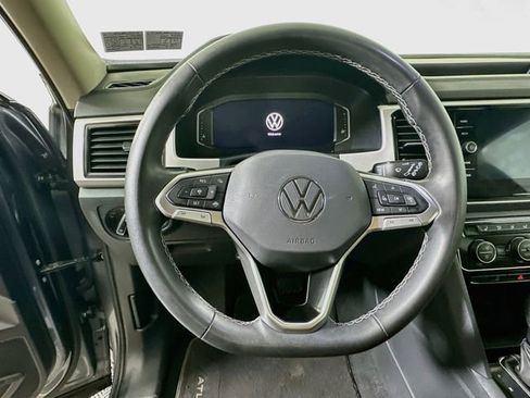 Used 2023 Volkswagen Atlas SE AWD/4WD image 12