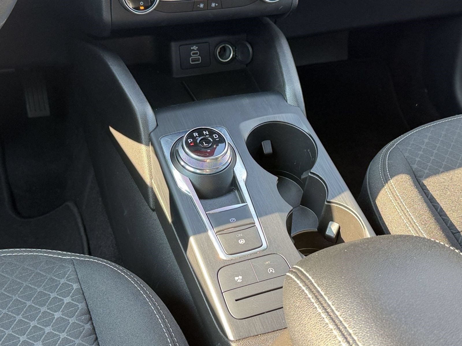 Used 2025 Ford Escape Active FWD image 22