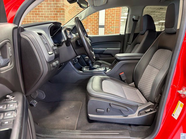 Used 2019 Chevrolet Colorado Z71 AWD/4WD image 14
