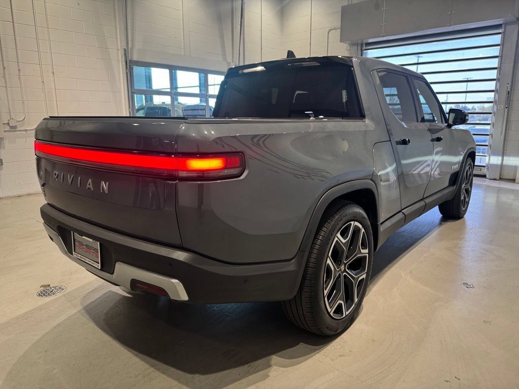 Used 2024 Rivian R1T Adventure Dual AWD/4WD image 7