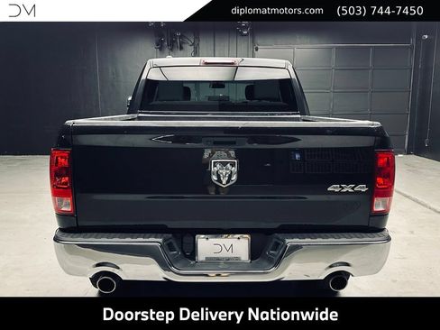 Used 2019 RAM 1500 ST w/ SXT Plus Group AWD/4WD image 4