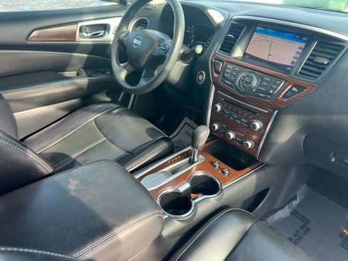 Used 2018 Nissan Pathfinder Platinum w/ Cargo Package image 50