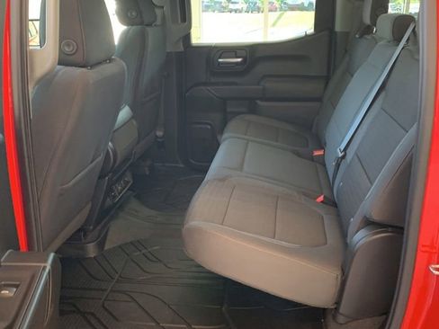 Used 2020 Chevrolet Silverado 1500 LT w/ Convenience Package AWD/4WD image 7