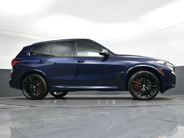 Used 2026 BMW X5 M60i AWD/4WD image 30