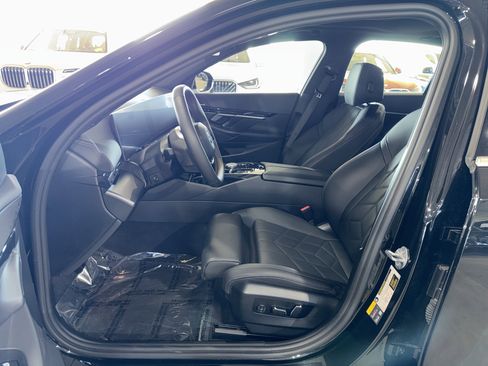 Certified 2024 BMW i5 eDrive40i w/ M Sport Package image 19