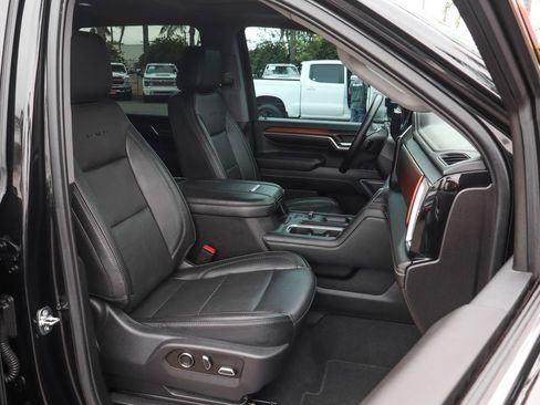 Used 2024 GMC Sierra 2500 Denali w/ Denali Reserve Package image 47