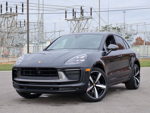 New 2026 Porsche Macan image 1