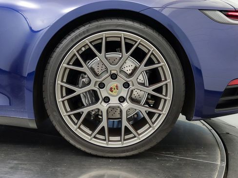 Used 2020 Porsche 911 Carrera image 39
