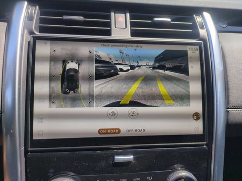 New 2026 Land Rover Discovery S AWD/4WD image 21