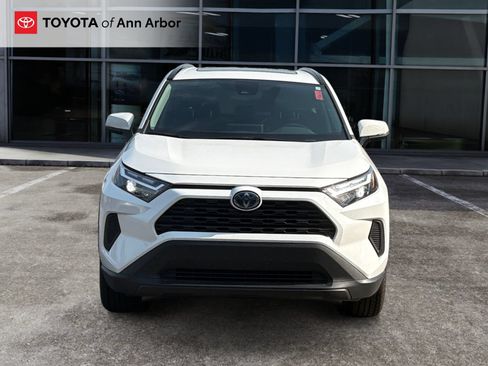Used 2023 Toyota RAV4 XLE w/ Convenience Package AWD/4WD image 6