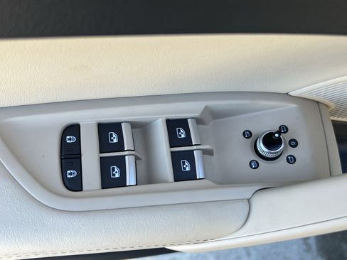 Used 2025 Audi Q5 Prestige image 15