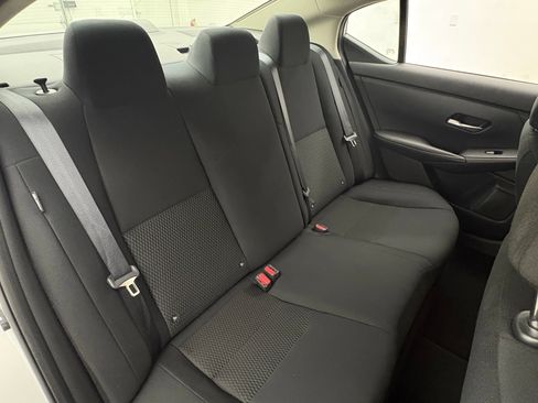 Used 2023 Nissan Sentra S FWD image 32