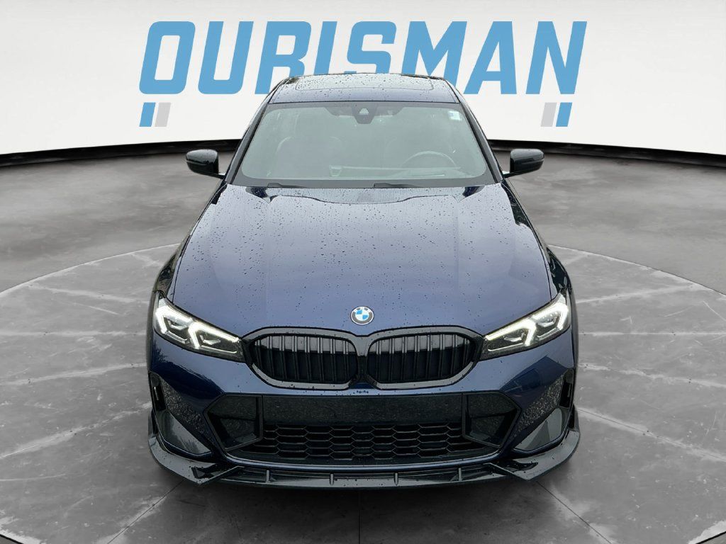 Used 2024 BMW 330i Sedan w/ M Sport Package RWD image 9