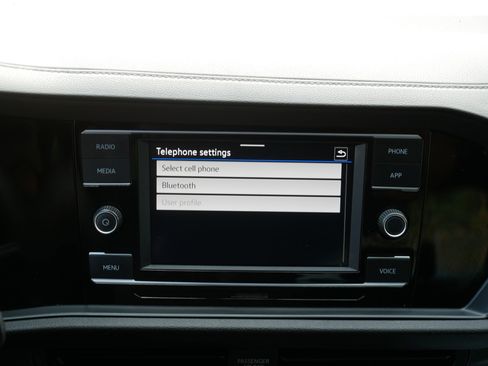 Used 2022 Volkswagen Jetta Sport FWD image 30