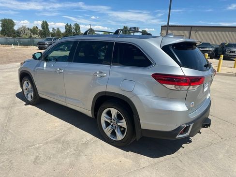 Used 2018 Toyota Highlander Limited AWD/4WD image 37