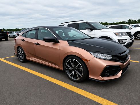 Used 2017 Honda Civic LX image 1