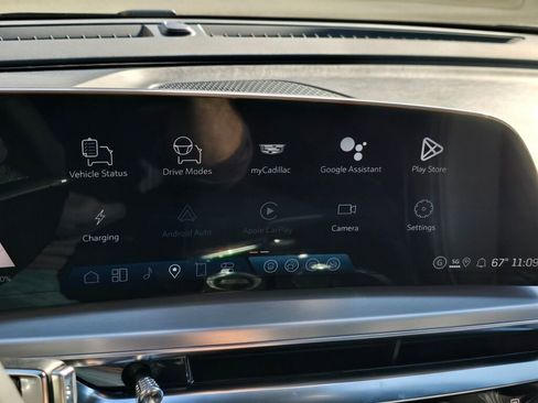 New 2026 Cadillac Lyriq Sport image 28