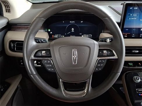 Used 2022 Lincoln Nautilus Reserve AWD/4WD image 20