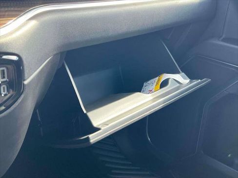 Used 2025 Chevrolet Silverado 1500 LT image 28