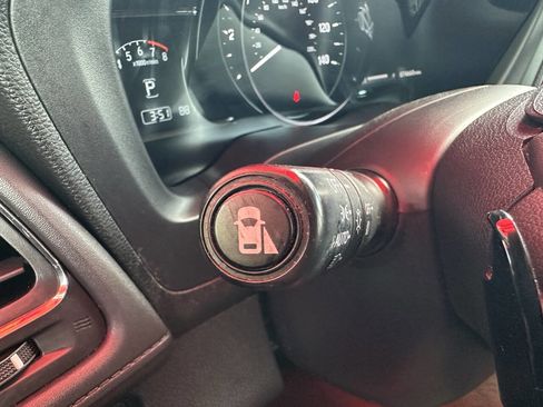 Used 2020 Honda HR-V Touring image 20