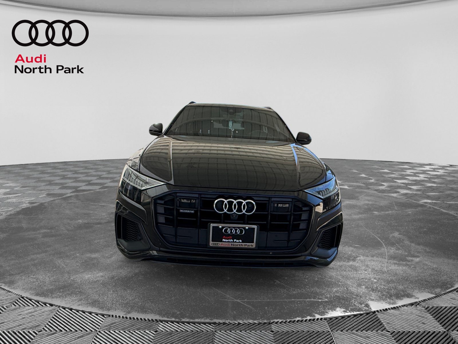 Used 2019 Audi Q8 Prestige w/ Adaptive Chassis Package AWD/4WD image 8