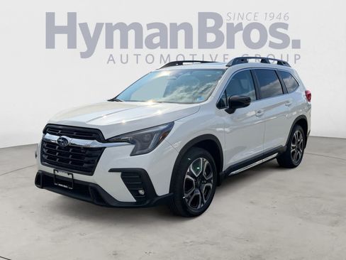 Used 2025 Subaru Ascent Limited AWD/4WD image 8