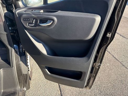 Used 2024 Mercedes-Benz Sprinter 3500 image 17