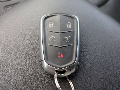 Used 2025 Cadillac XT6 Premium Luxury FWD image 37