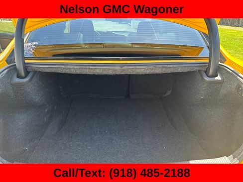 Used 2017 Dodge Charger R/T w/ Plus Group RWD image 7