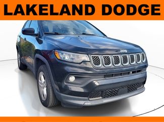 Used 2023 Jeep Compass Latitude video 1