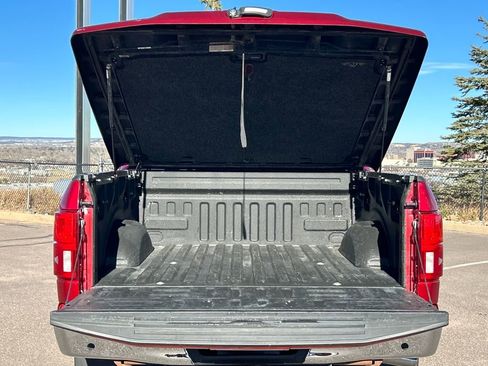 Used 2018 Ford F150 Lariat image 5
