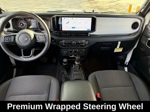 Certified 2024 Jeep Gladiator Sport image 13