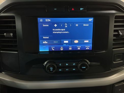 Used 2023 Ford F150 XLT image 16