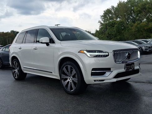 Certified 2024 Volvo XC90 B6 Ultimate AWD/4WD image 1