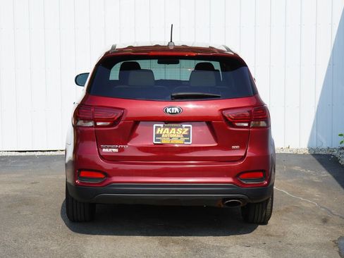Used 2019 Kia Sorento FWD image 5