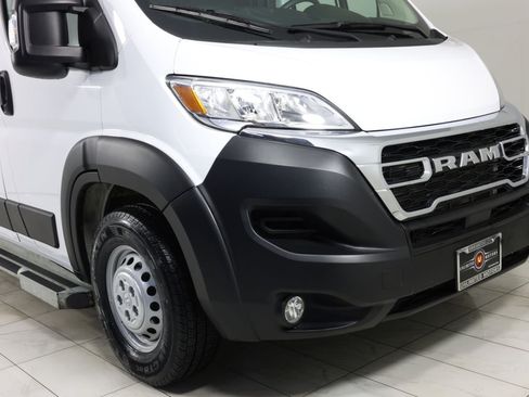Used 2025 RAM ProMaster 2500 w/ U-Haul Equipment Group FWD image 28