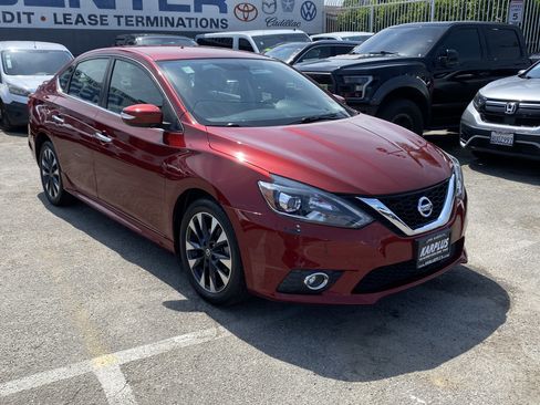 Used 2019 Nissan Sentra SR FWD image 7