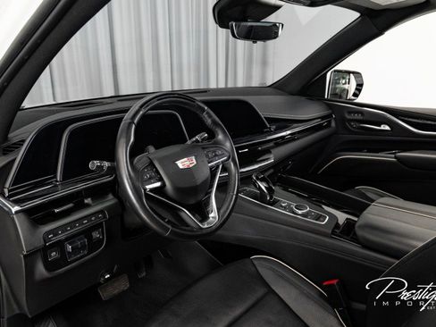 Used 2021 Cadillac Escalade Sport w/ Driver Assist Tech Package image 26