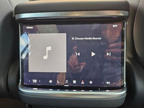 Used 2023 Tesla Model X AWD/4WD image 66