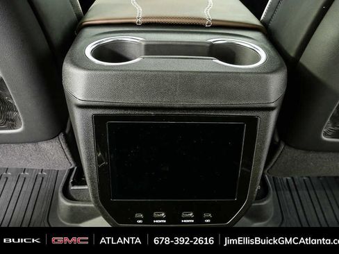Used 2026 GMC Yukon Denali Ultimate AWD/4WD image 20