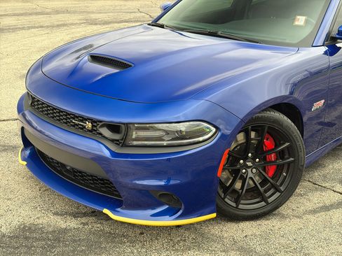 Used 2020 Dodge Charger Scat Pack w/ Dynamics Package RWD image 8