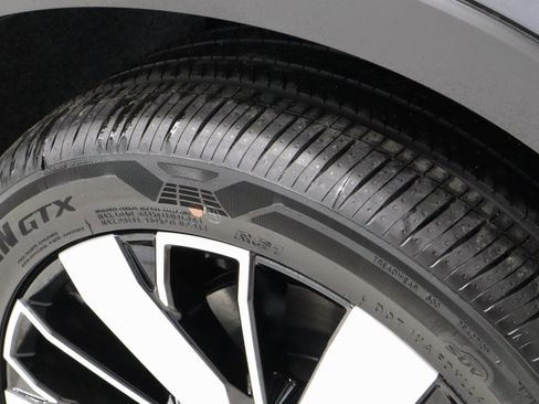 New 2026 Mitsubishi Outlander SE image 35