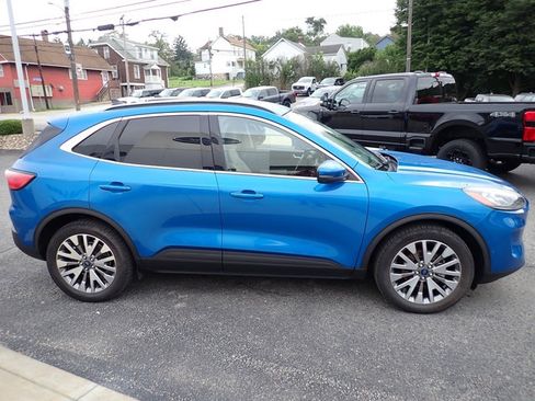 Used 2020 Ford Escape Titanium AWD/4WD image 9