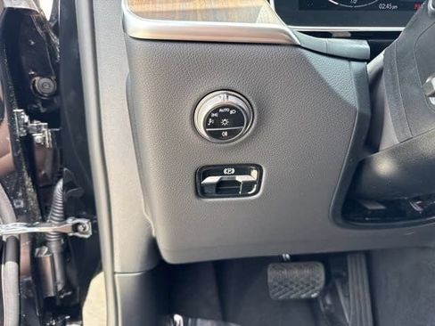 New 2025 Mercedes-Benz GLC 350e 4MATIC image 22