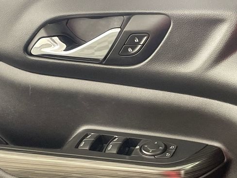 Used 2017 GMC Acadia SLT image 18