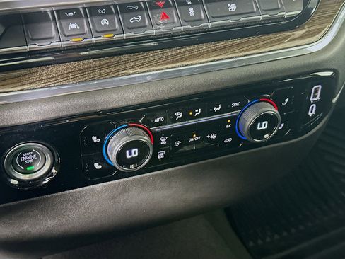 Used 2023 Chevrolet Silverado 1500 LT image 23